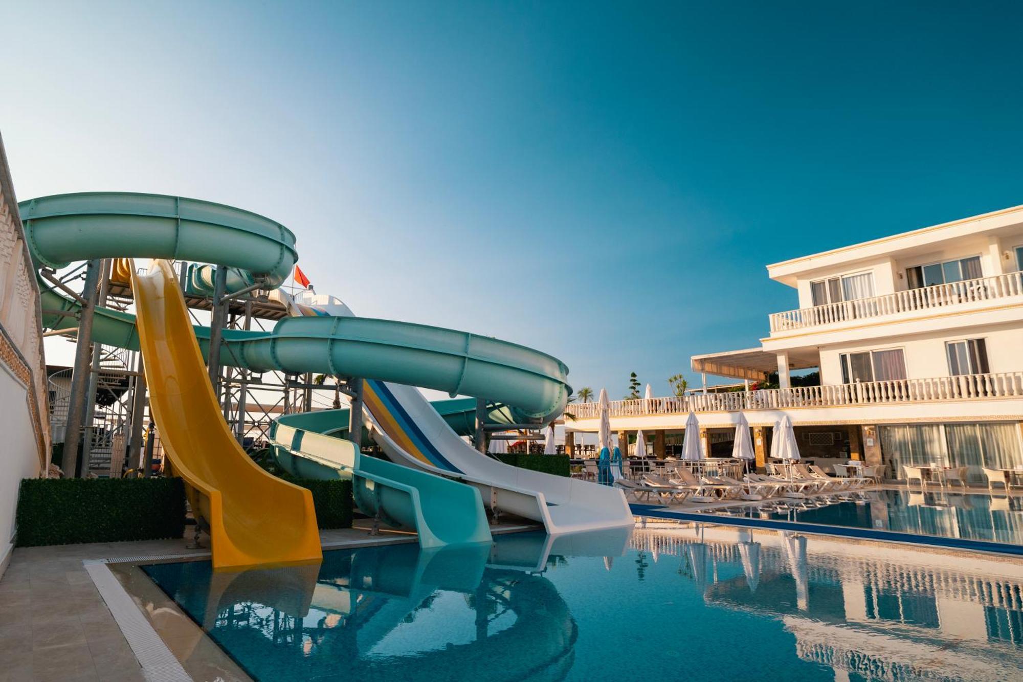 Sl La Perla Hotel Kemer Анталия Екстериор снимка