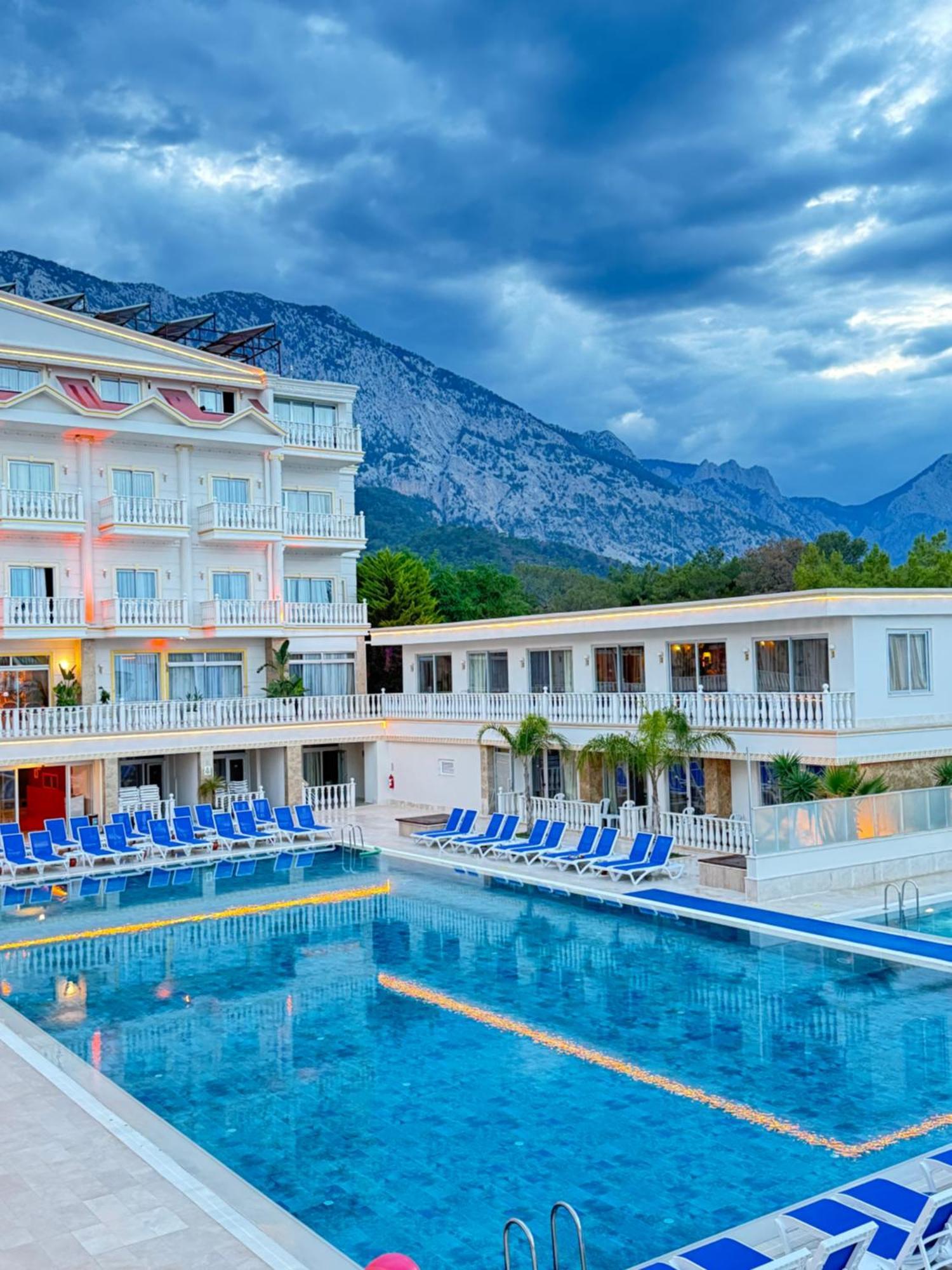 Sl La Perla Hotel Kemer Анталия Екстериор снимка